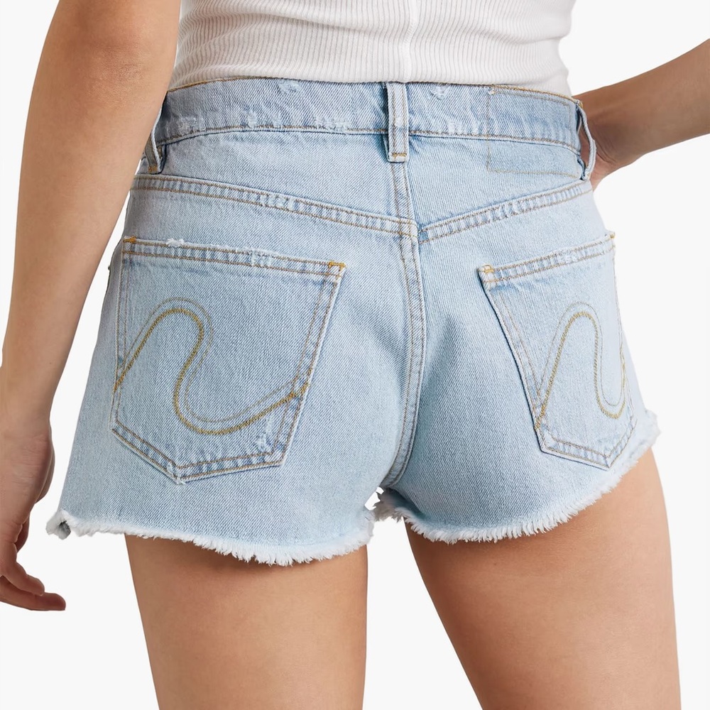 NWT ERL Venice Beach, CA. Denim Bootie Shorts Cut Off Unisex 100% Cotton Large